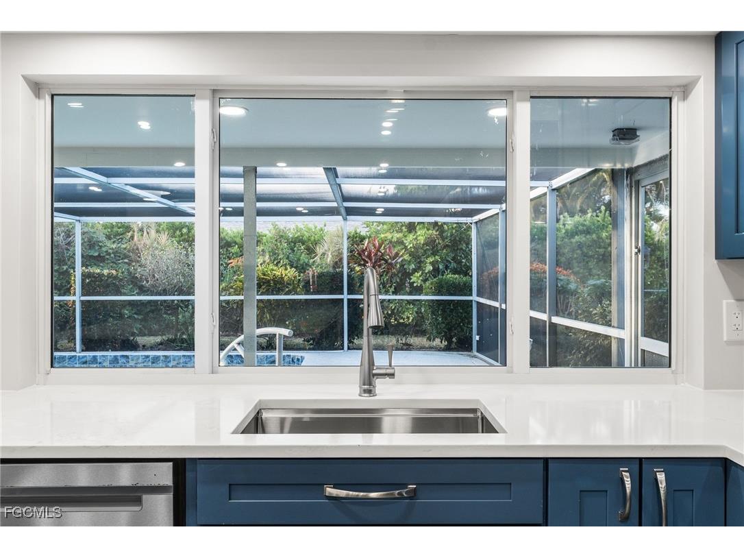 12860 Iona Road Fort Myers FL 33908 2025022436 image10