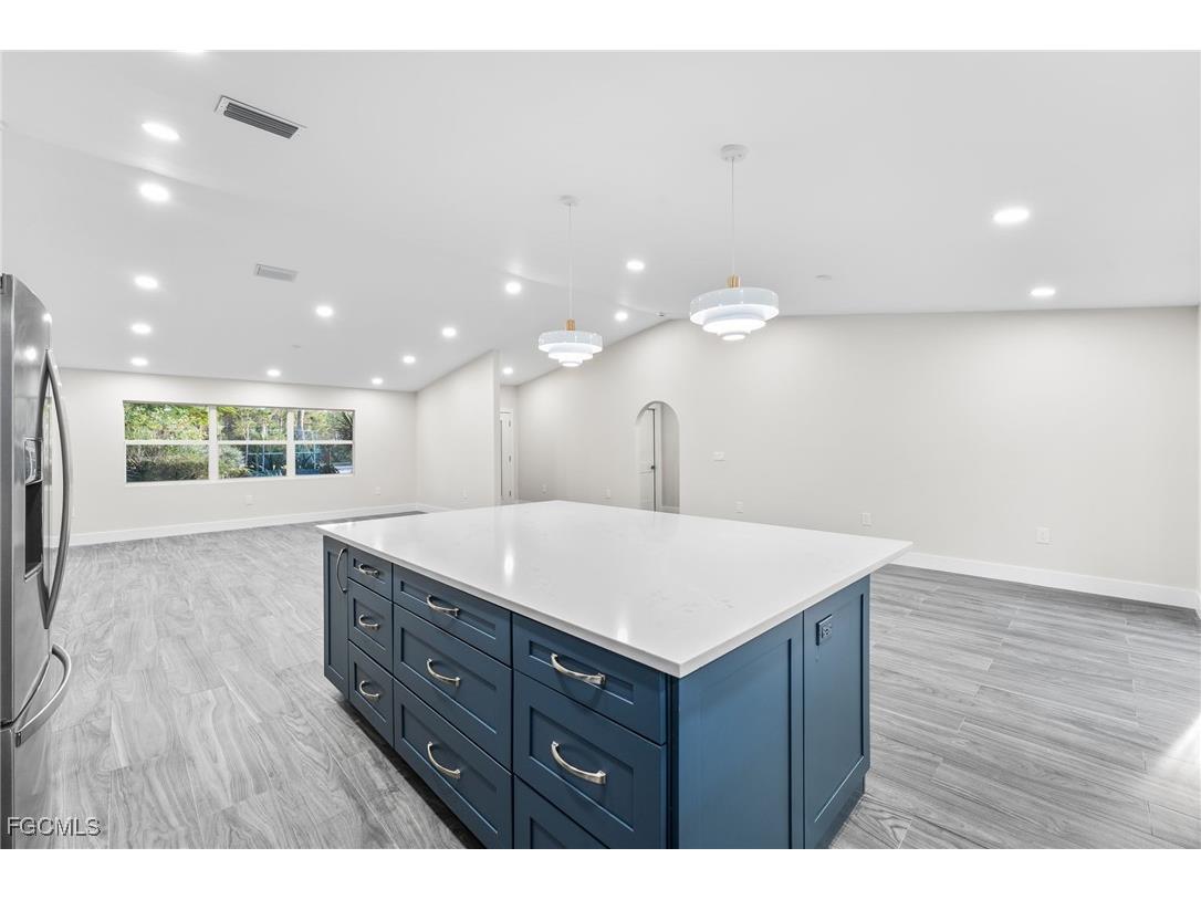 12860 Iona Road Fort Myers FL 33908 2025022436 image15