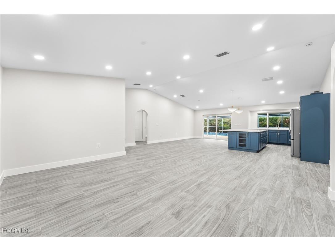 12860 Iona Road Fort Myers FL 33908 2025022436 image20