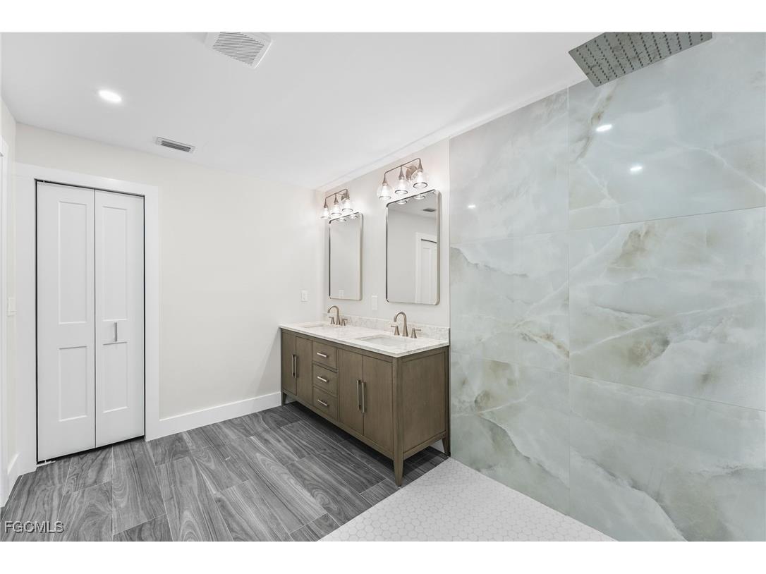 12860 Iona Road Fort Myers FL 33908 2025022436 image29