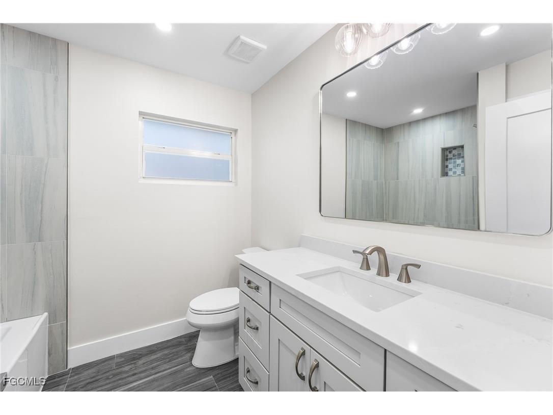 12860 Iona Road Fort Myers FL 33908 2025022436 image35