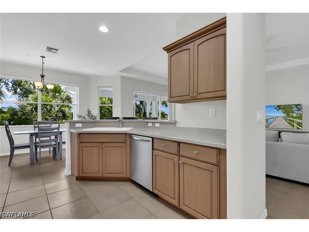 12870 Carrington Circle #203 Naples FL 34105 226024847 image7