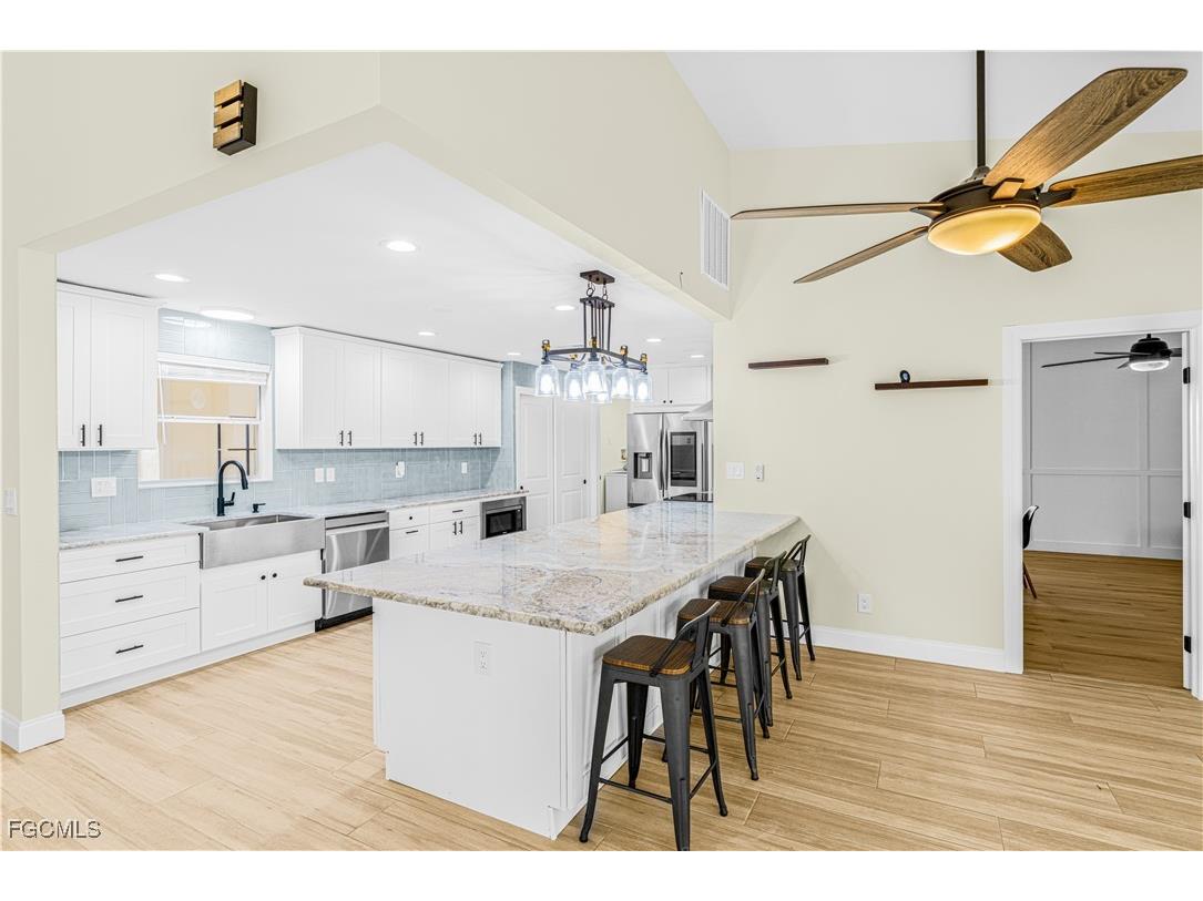 12870 Kelly Bay Court Fort Myers FL 33908 2025017407 image8