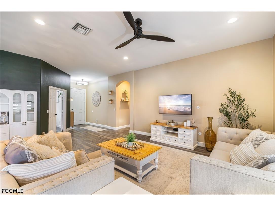 12874 Timber Ridge Drive Fort Myers FL 33913 2026024061 image5