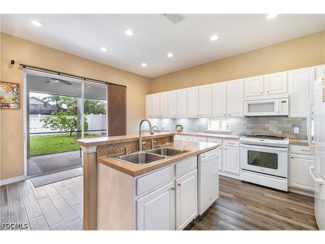 12874 Timber Ridge Drive Fort Myers FL 33913 2026024061 image8