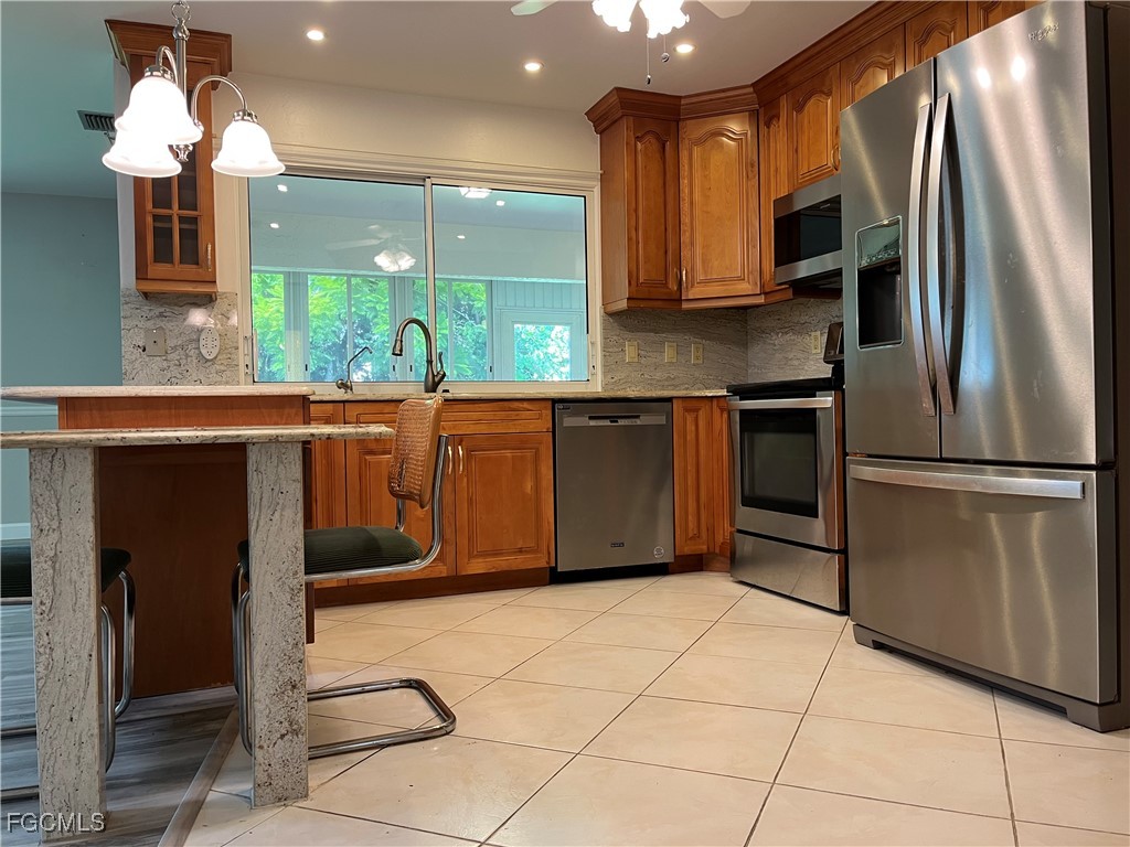 12878 Iona Road Fort Myers FL 33908 2025013625 image4