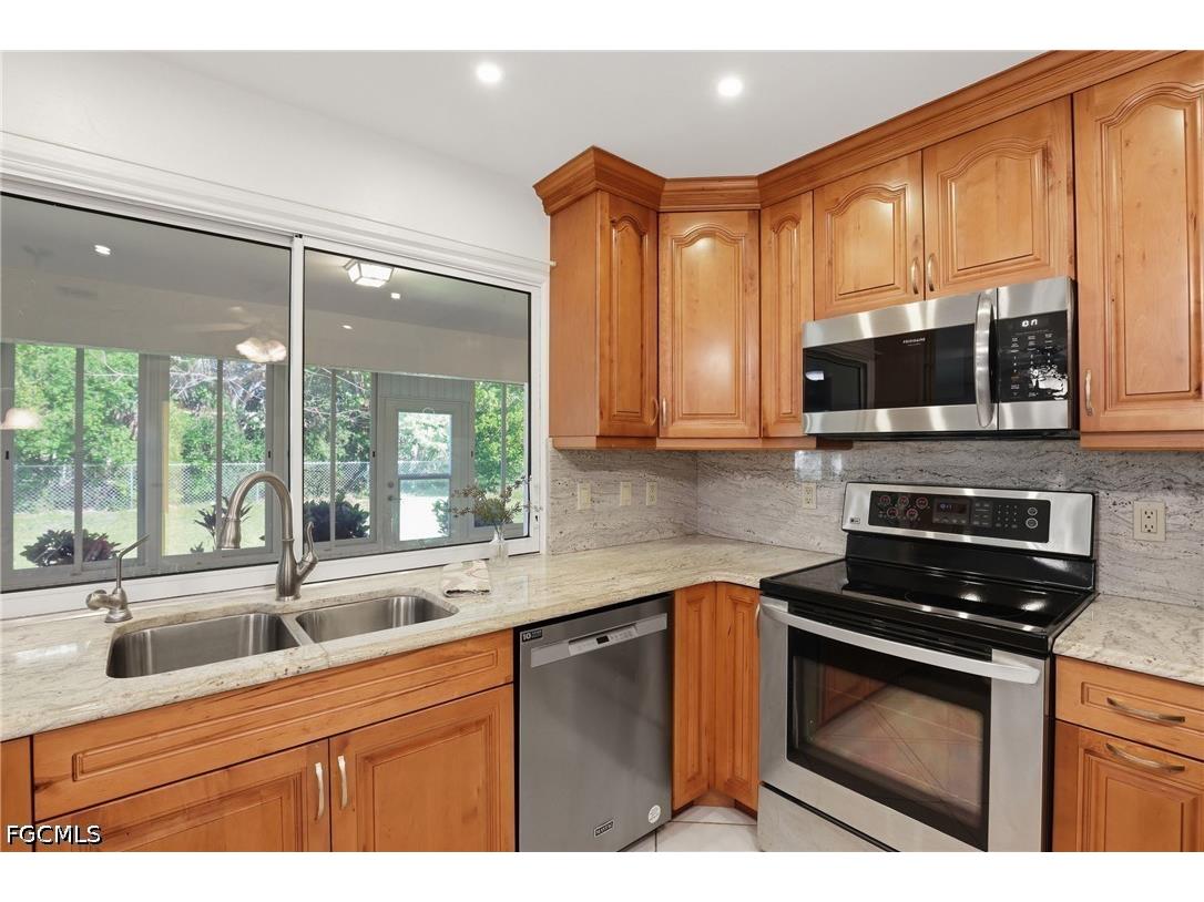 12878 Iona Road Fort Myers FL 33908 2026017303 image8