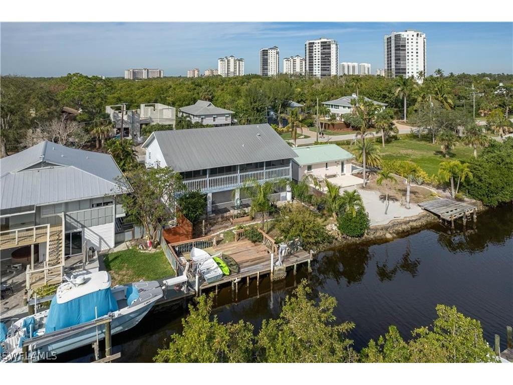 1288 Venetian Way Naples FL 34110 224045051 image1