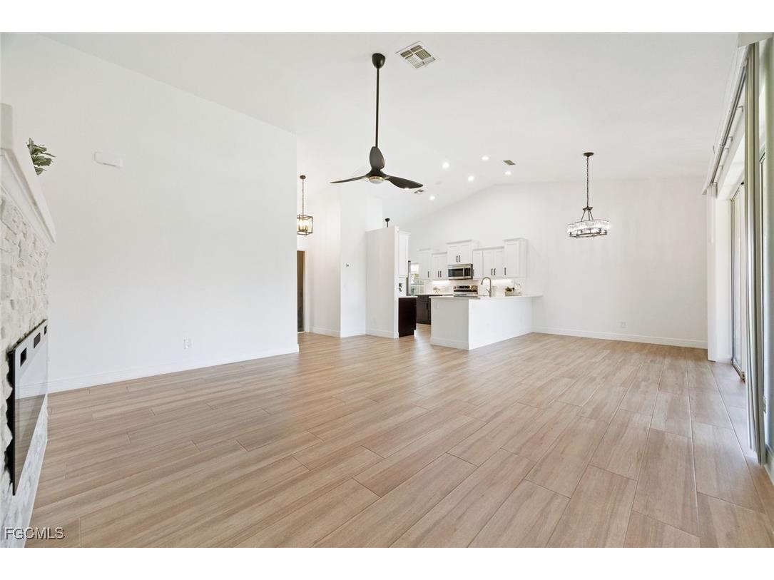 12881 Kelly Bay Court Fort Myers FL 33908 2025013682 image17