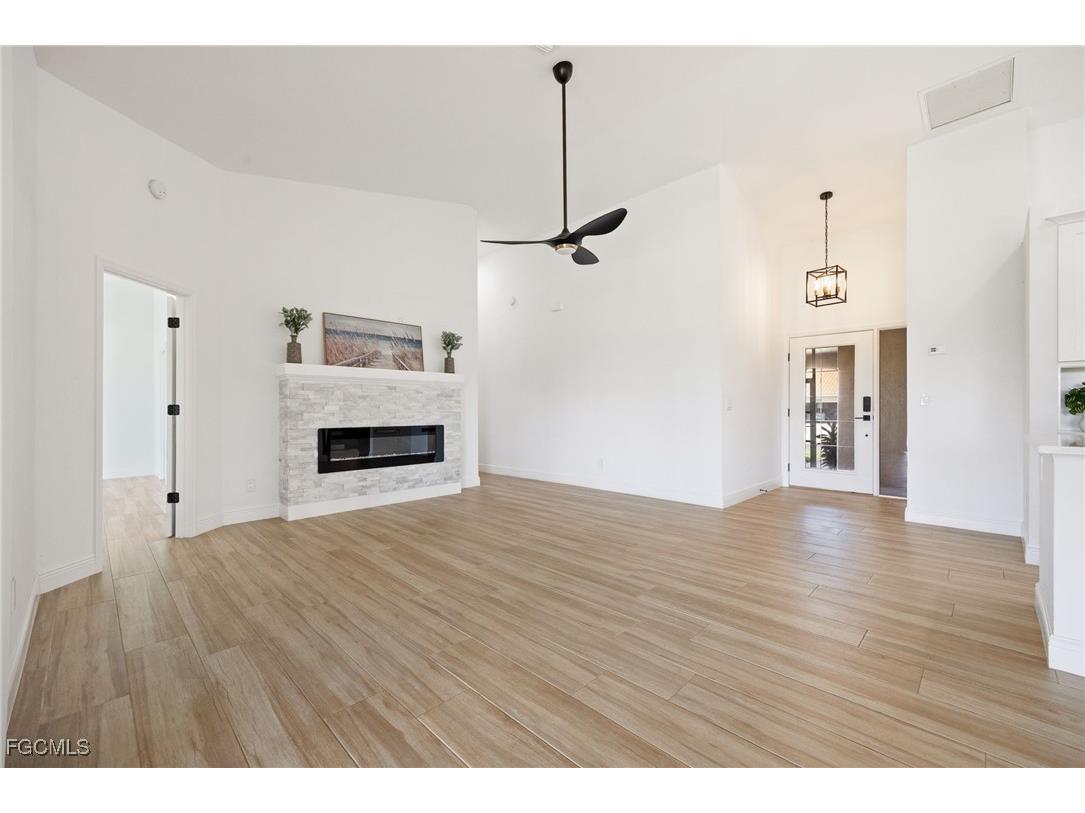 12881 Kelly Bay Court Fort Myers FL 33908 2025013682 image18