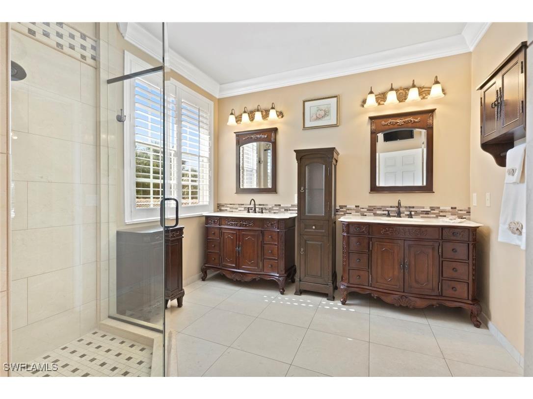 1289 Barrigona Court Naples FL 34119 225064468 image19