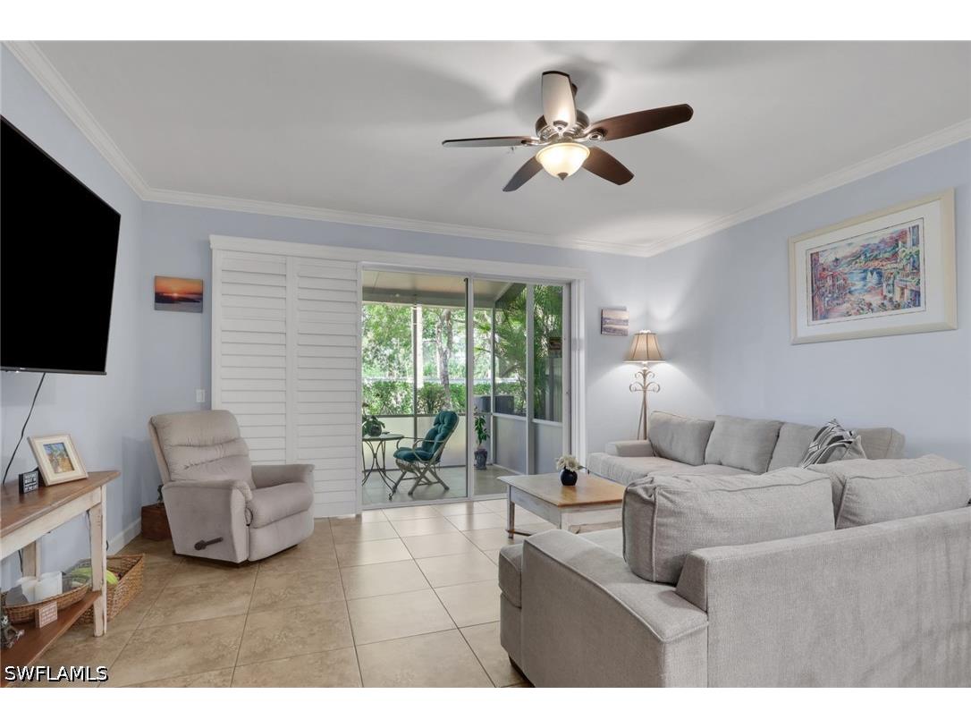 1289 Oxford Lane #228 Naples FL 34105 226014498 image10