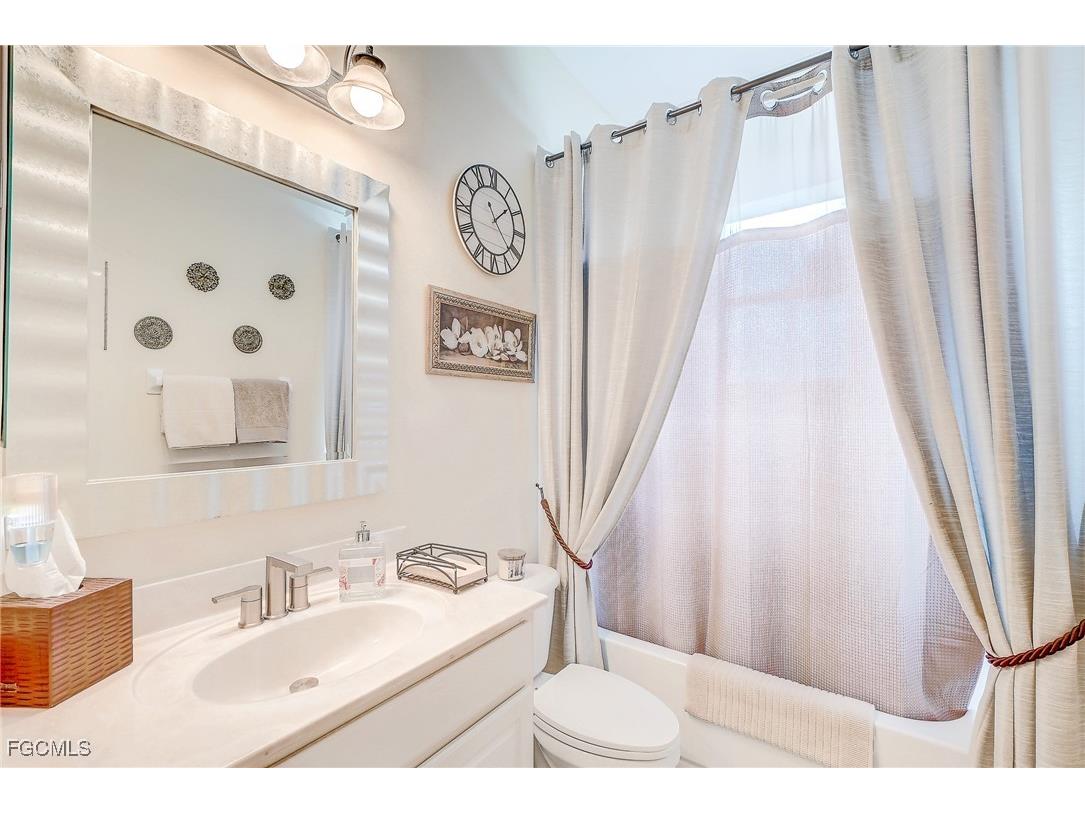 12890 Timber Ridge Drive Fort Myers FL 33913 2025021363 image24