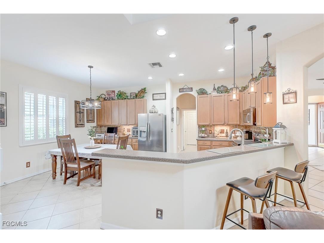 12890 Timber Ridge Drive Fort Myers FL 33913 2025021363 image6