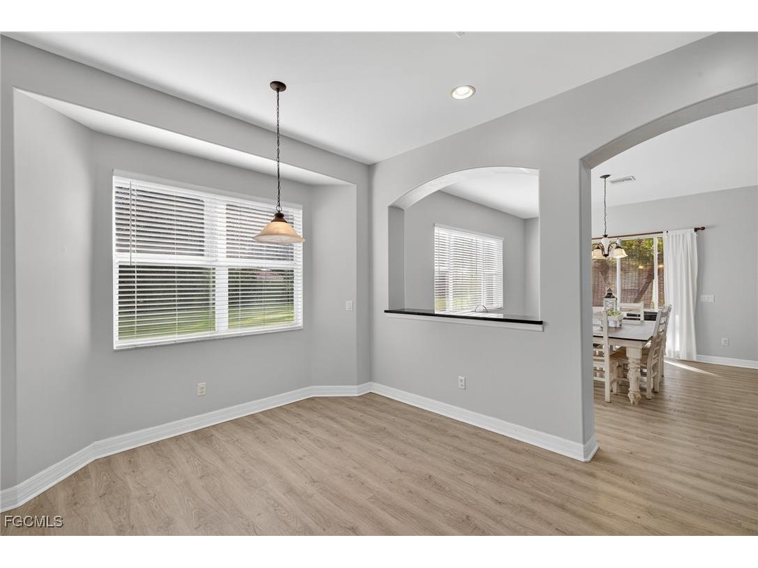 12899 Ivory Stone Loop Fort Myers FL 33913 2025008899 image10