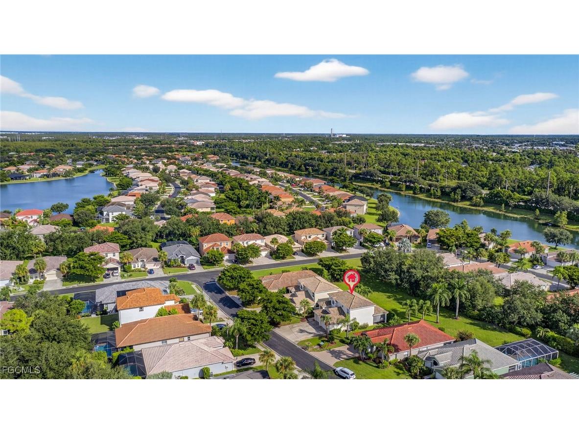 12899 Ivory Stone Loop Fort Myers FL 33913 2025008899 image33