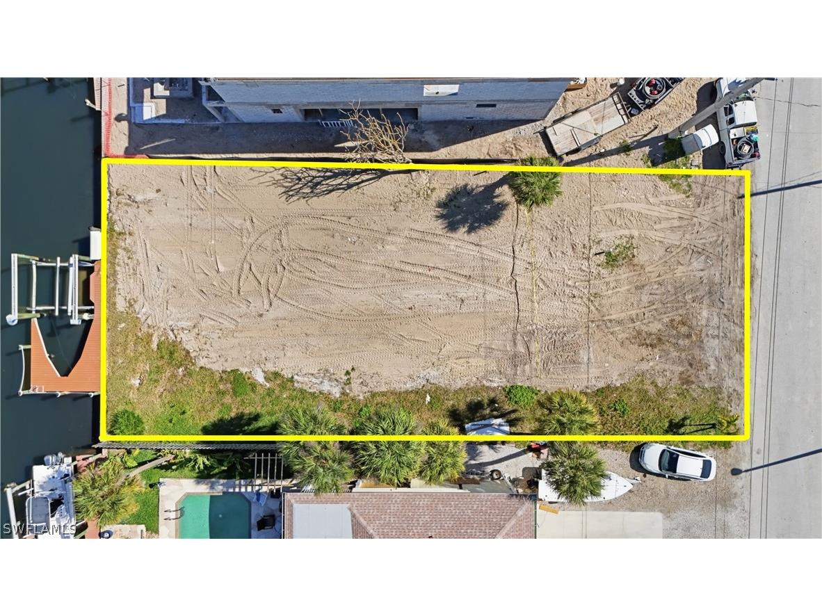 129 Curlew Street Fort Myers Beach FL 33931 226010902 image8