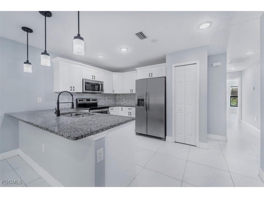 129 Meadow Road Lehigh Acres FL 33973 2025024076 image14