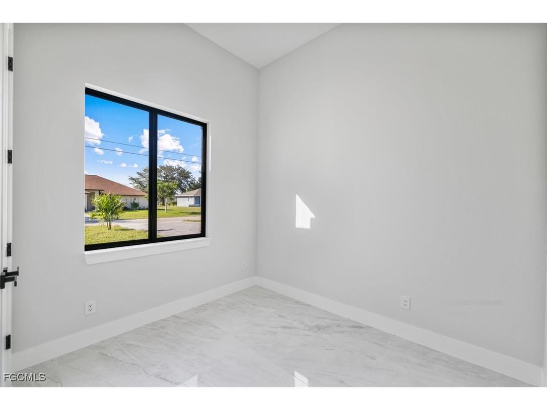 129 NE 12th Court Cape Coral FL 33909 2025020324 image18