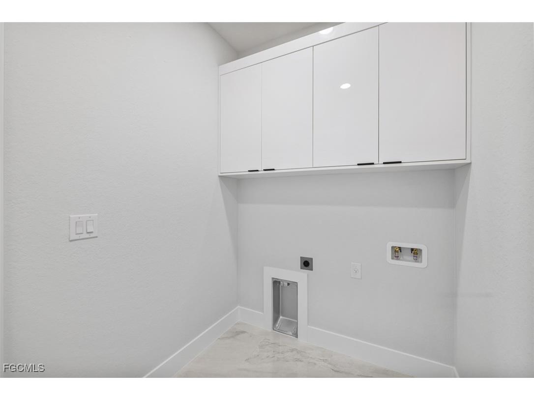 129 NE 12th Court Cape Coral FL 33909 2025020324 image24