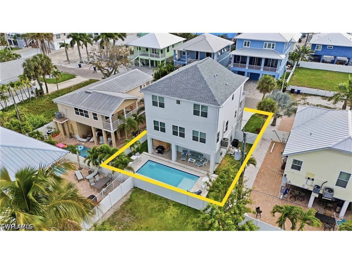 129 Pearl Street Fort Myers Beach FL 33931 226011003 image3