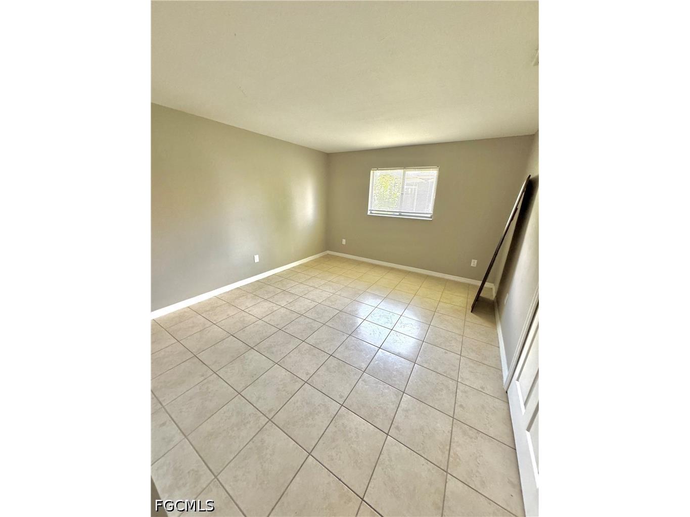 129 SE 23rd Place #-UNIT 2 Cape Coral FL 33990 2026019855 image6