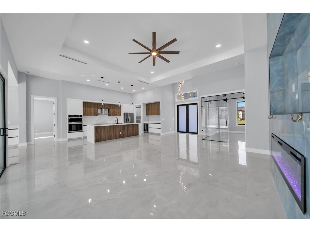 129 SW 33rd Place Cape Coral FL 33991 2025025231 image15