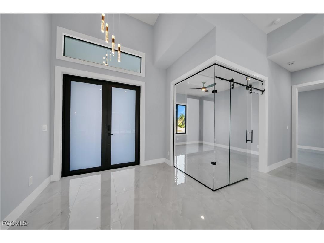 129 SW 33rd Place Cape Coral FL 33991 2025025231 image16