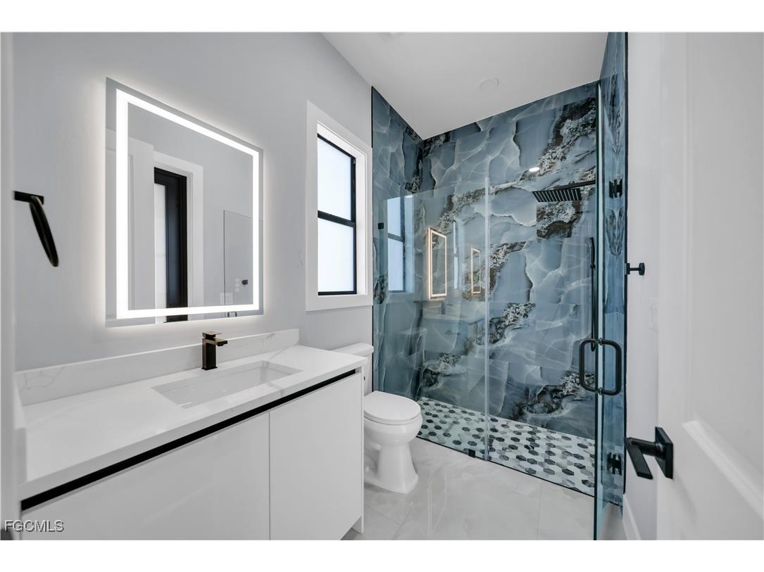 129 SW 33rd Place Cape Coral FL 33991 2025025231 image19