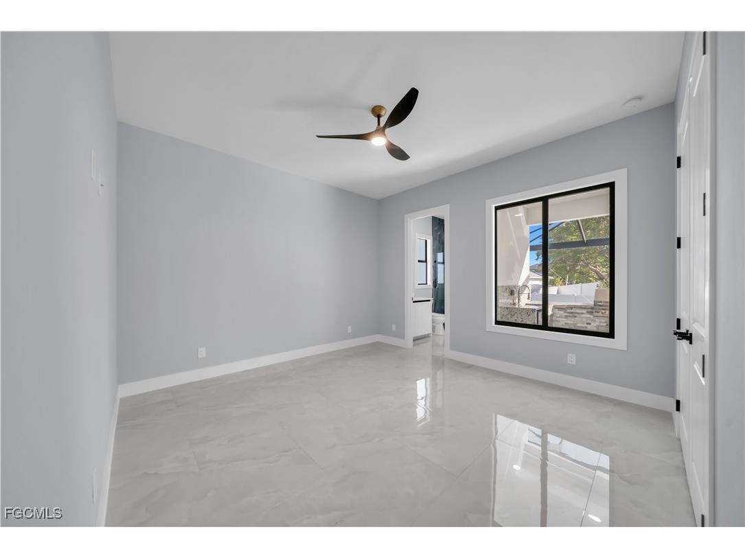 129 SW 33rd Place Cape Coral FL 33991 2025025231 image20