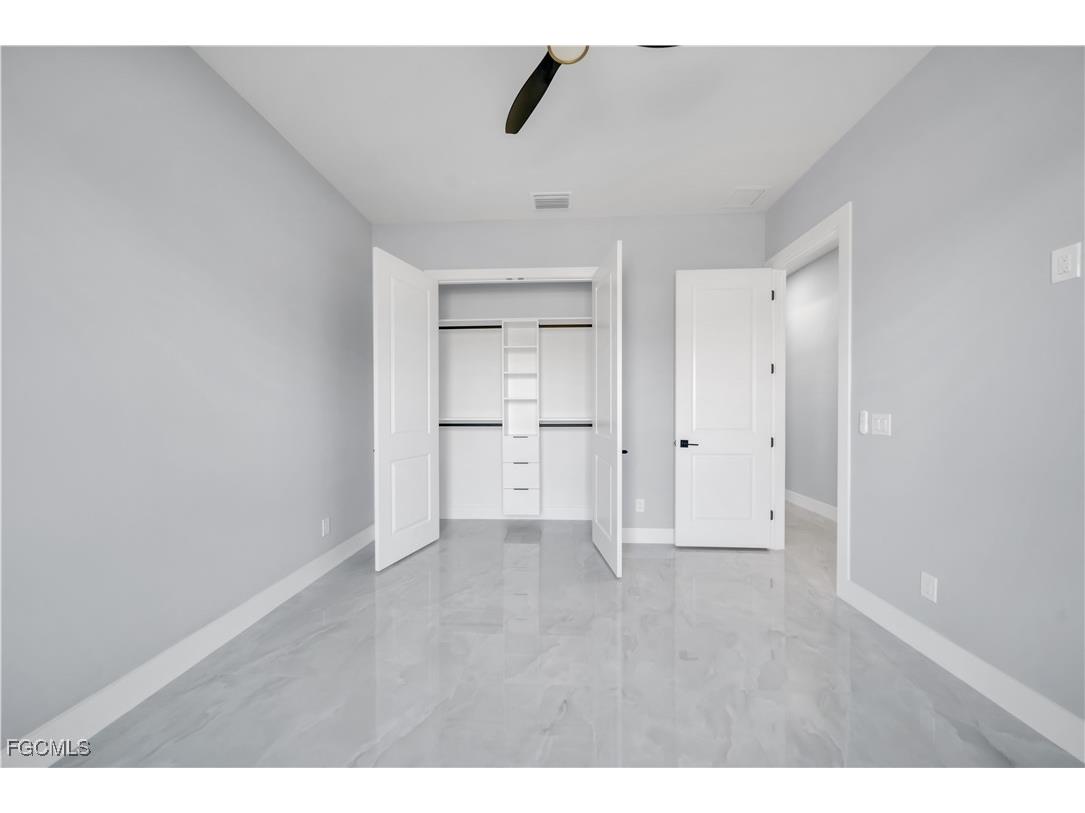 129 SW 33rd Place Cape Coral FL 33991 2025025231 image22