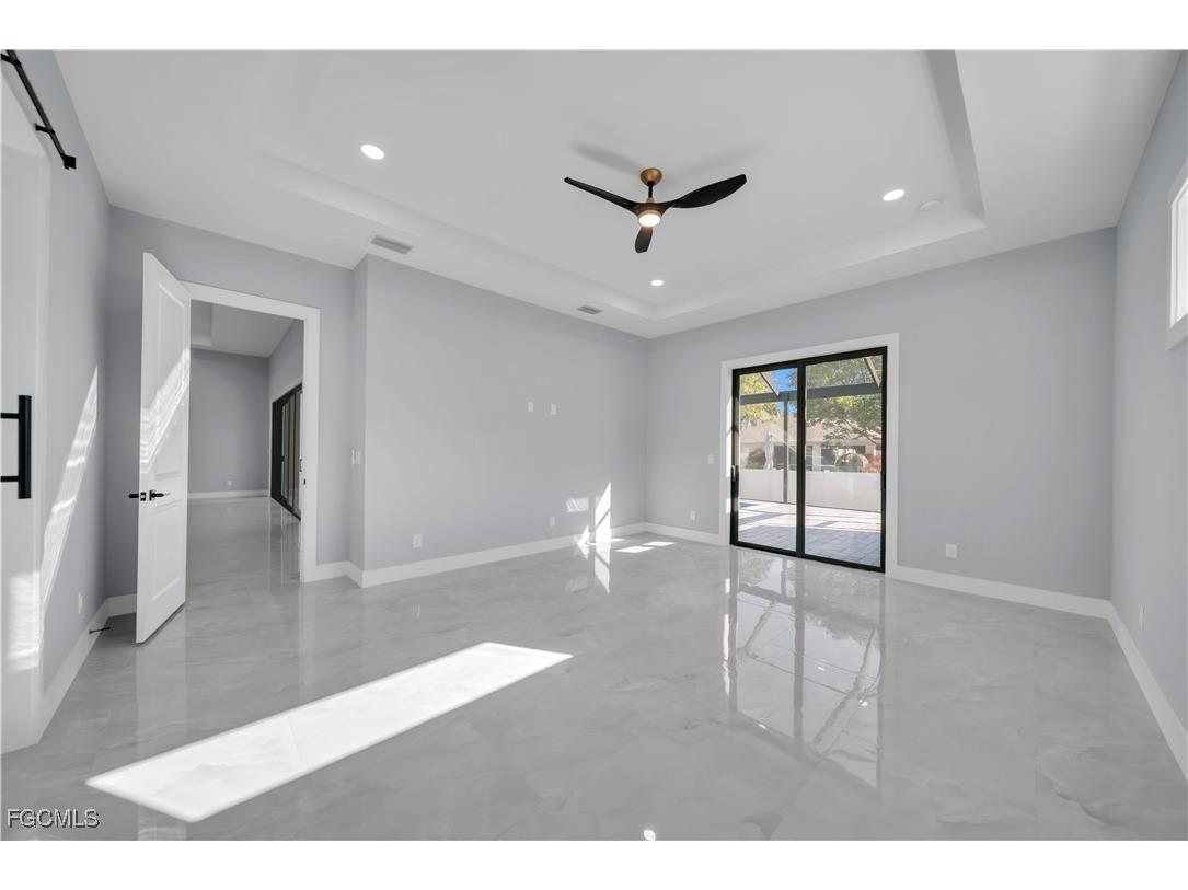 129 SW 33rd Place Cape Coral FL 33991 2025025231 image23