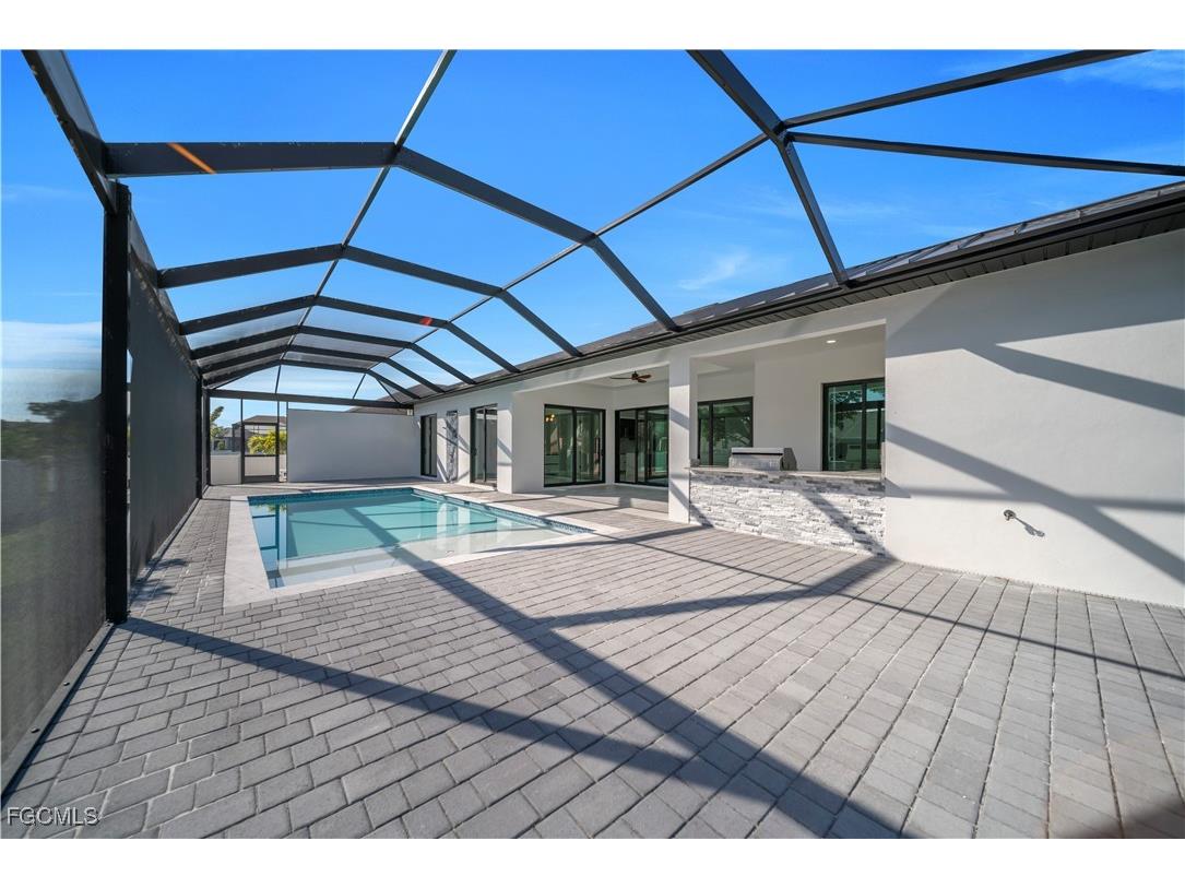 129 SW 33rd Place Cape Coral FL 33991 2025025231 image28