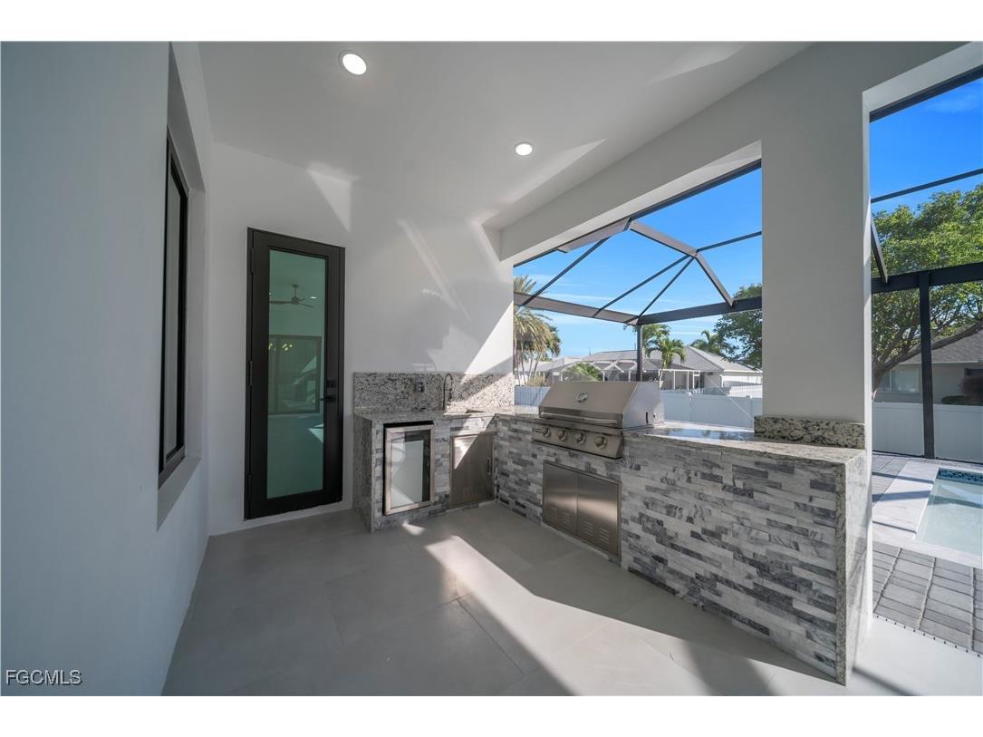 129 SW 33rd Place Cape Coral FL 33991 2025025231 image31