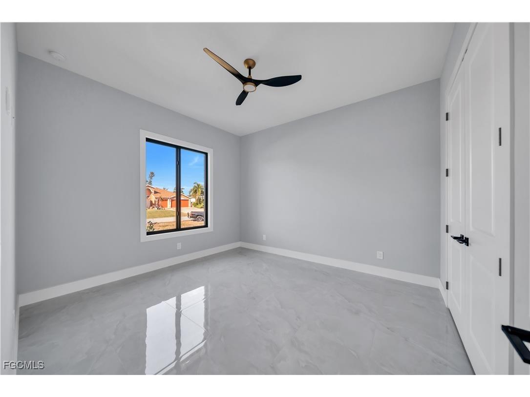 129 SW 33rd Place Cape Coral FL 33991 2025025231 image36