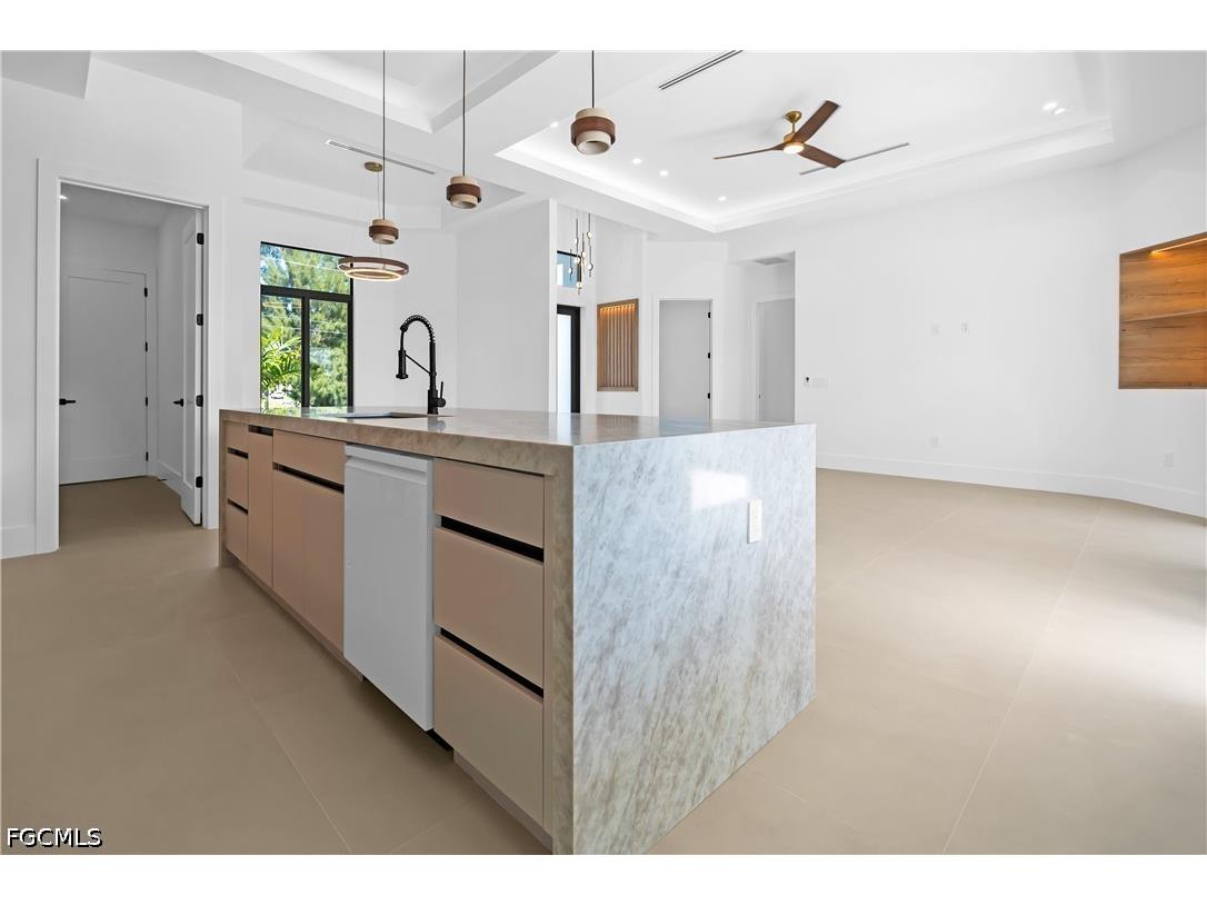 129 SW 34th Avenue Cape Coral FL 33991 2026027379 image15