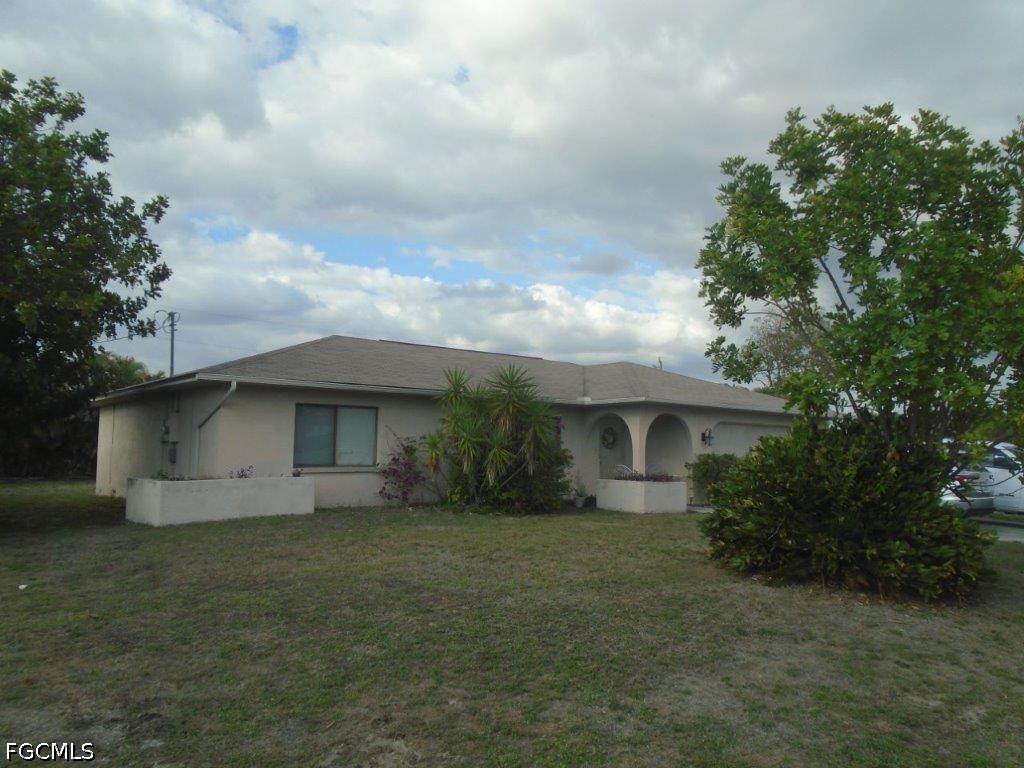 129 SW Trafalgar Parkway Cape Coral FL 33991 2026021658 image2