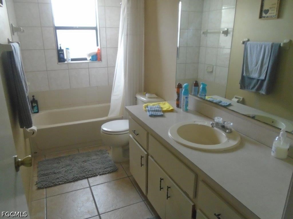 129 SW Trafalgar Parkway Cape Coral FL 33991 2026021658 image6