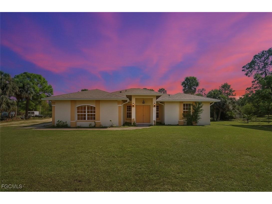 1290 21st Street SW Naples FL 34117 2025014945 image1