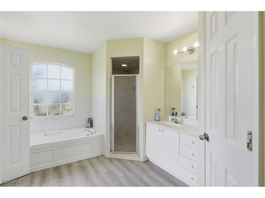 1290 21st Street SW Naples FL 34117 2025014945 image13