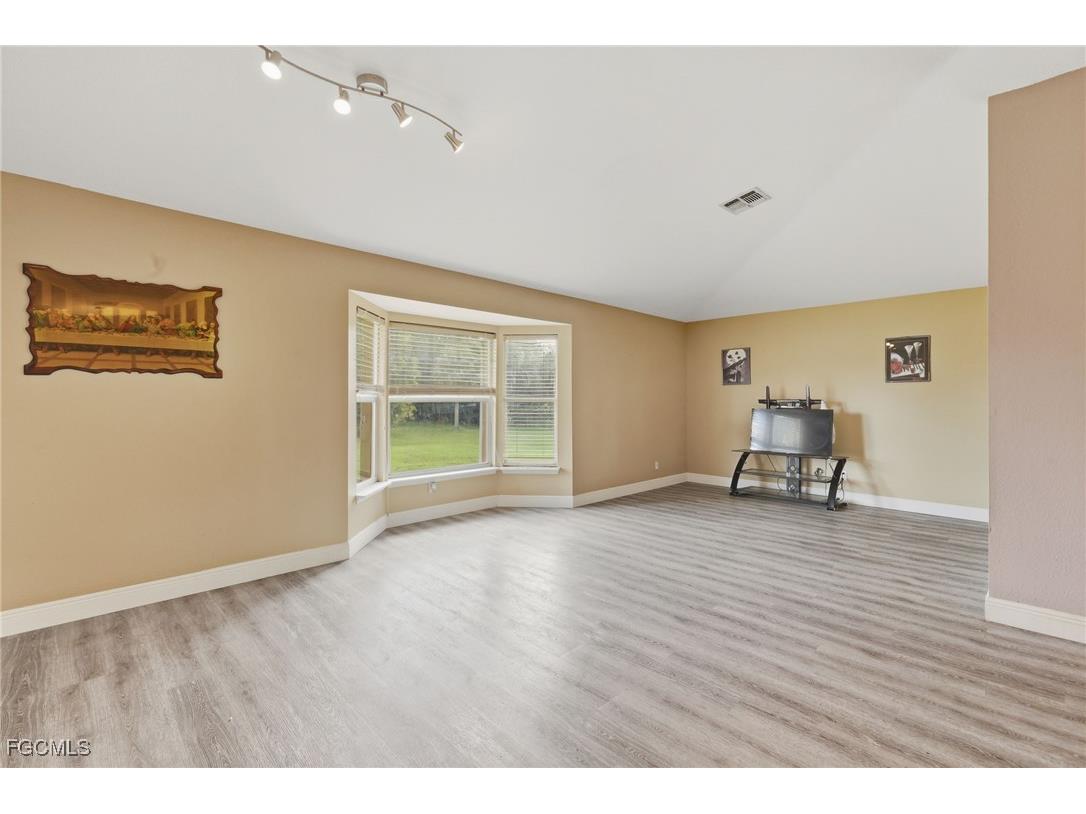 1290 21st Street SW Naples FL 34117 2025014945 image8