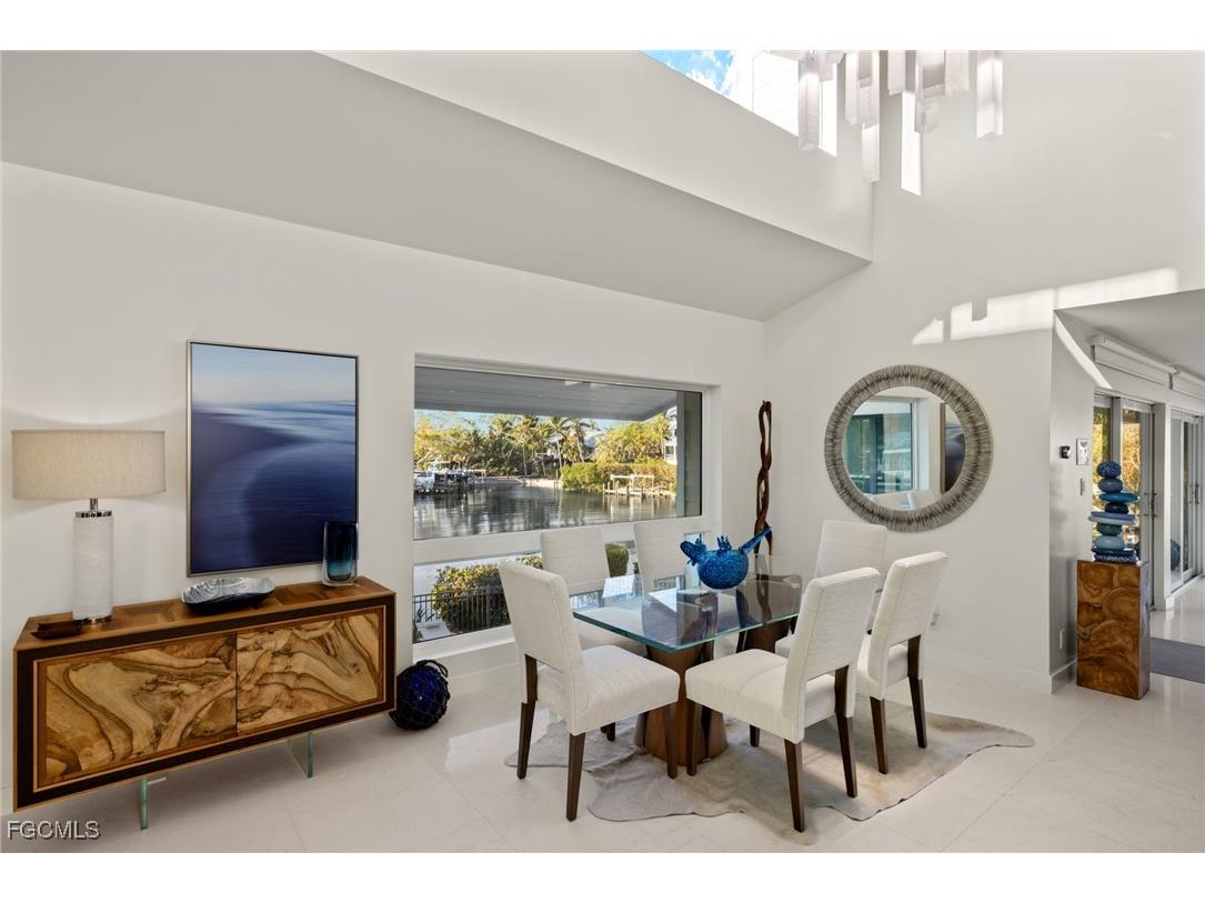 1290 Bay Drive Sanibel FL 33957 2025015299 image11