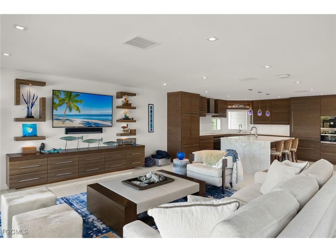 1290 Bay Drive Sanibel FL 33957 2025015299 image14