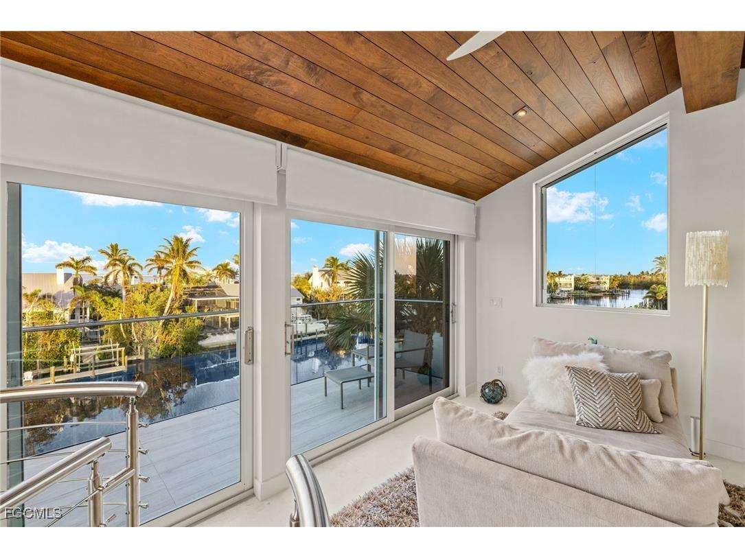 1290 Bay Drive Sanibel FL 33957 2025015299 image26