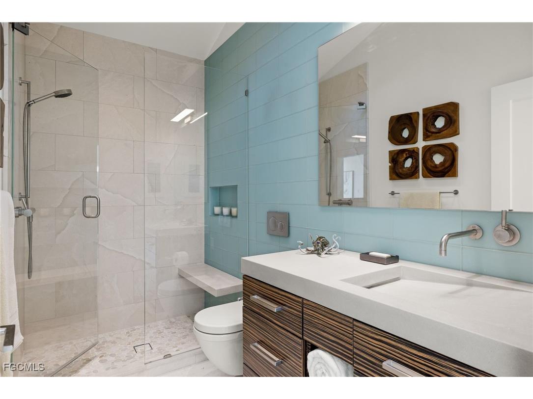 1290 Bay Drive Sanibel FL 33957 2025015299 image29