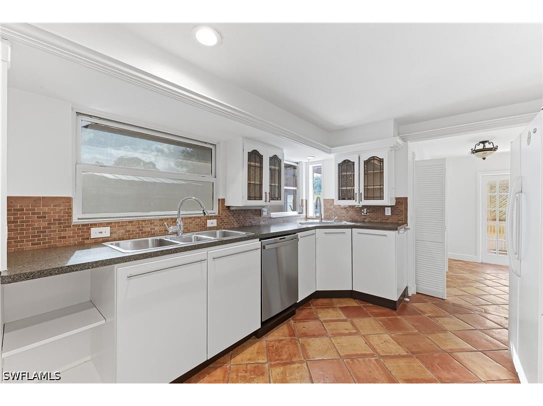 1290 Saint Clair Shores Road Naples FL 34104 226022425 image16