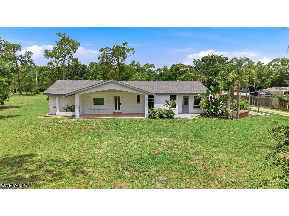 1290 Saint Clair Shores Road Naples FL 34104 226022425 image2