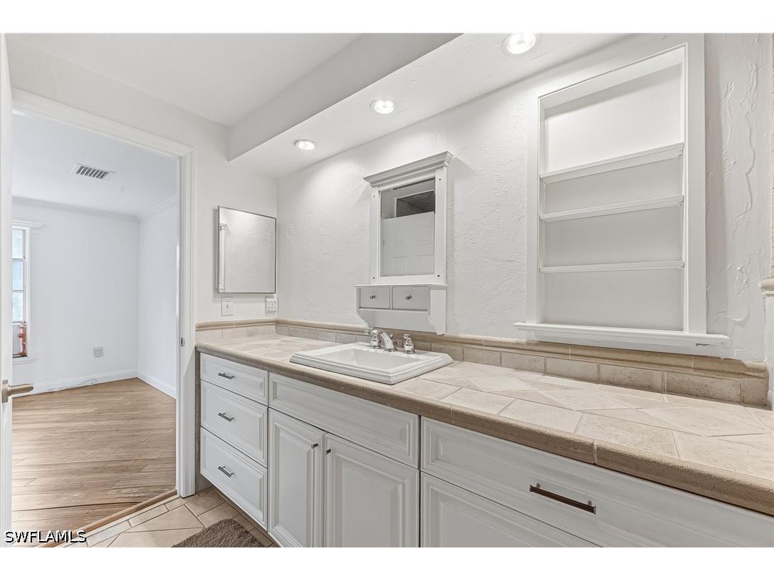 1290 Saint Clair Shores Road Naples FL 34104 226022425 image28