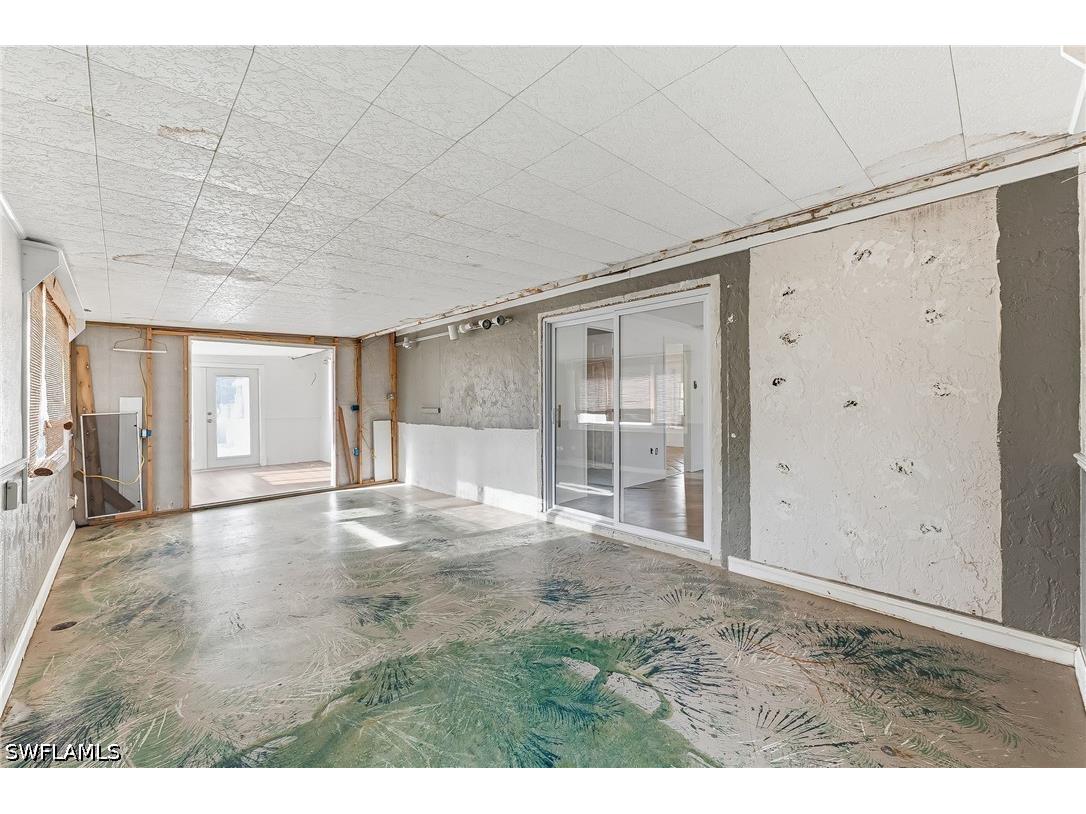 1290 Saint Clair Shores Road Naples FL 34104 226022425 image32