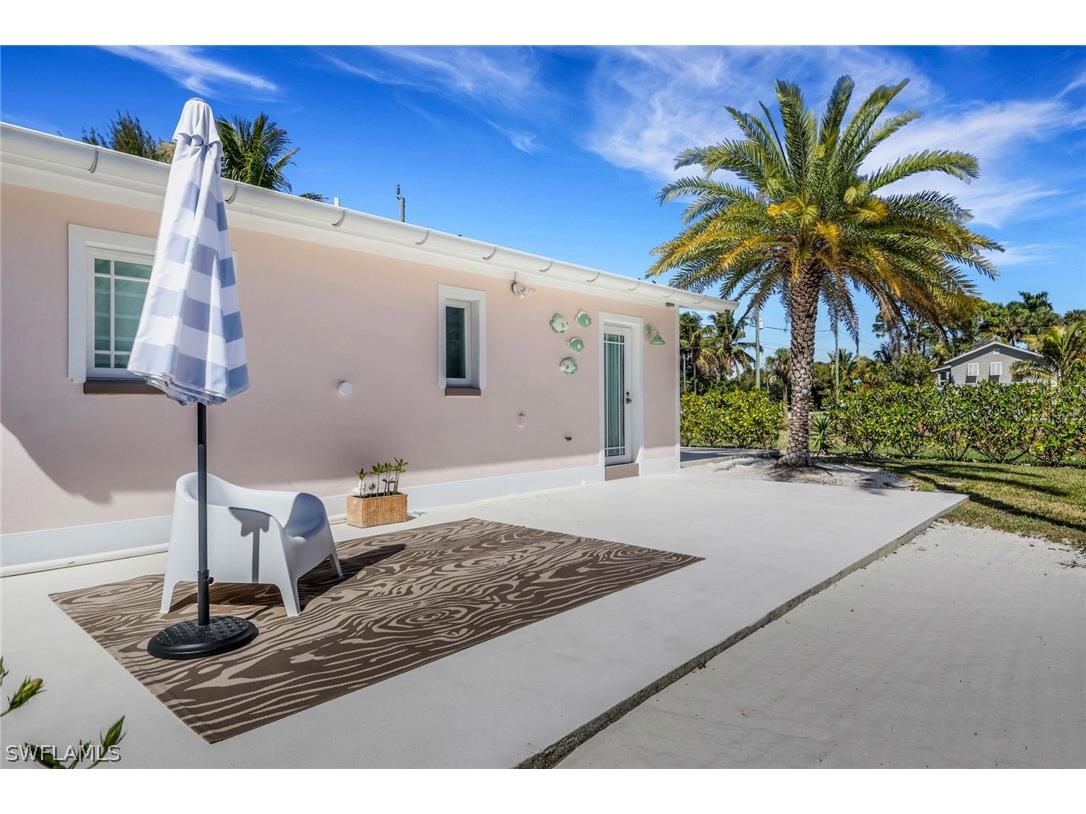 1290 Venetian Way Naples FL 34110 226010892 image31